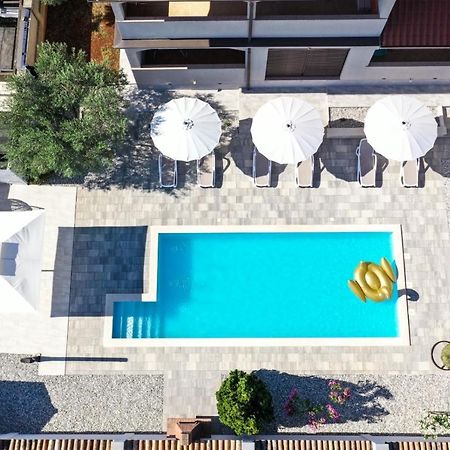 Apartment Nina With Private Pool Nova Vas  Eksteriør bilde